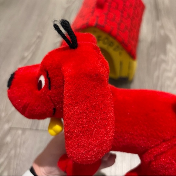 1995 Clifford The Big Red Dog Scholastic Plush Dog & Doghouse Vintage 90s - Picture 4 of 7